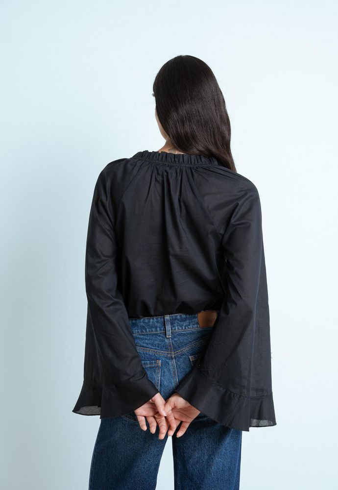 Blusa   ARKITECT
