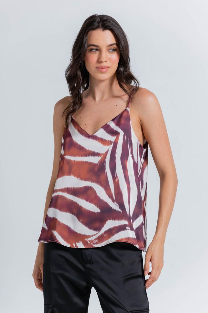 Blusa Con Argollas,Estampada  Clásica ARKITECT