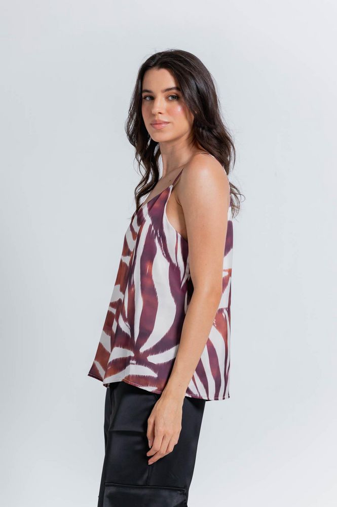 Blusa Con Argollas,Estampada  Clásica ARKITECT