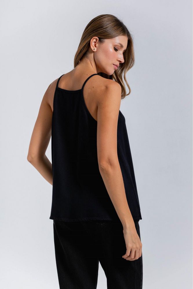 Blusa Manga Sisa Cuello Halter Clásica ARKITECT
