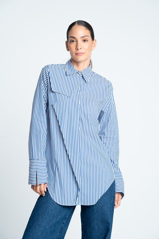 Blusa-Cuello-Solapa-ARKITECT-85629-3703370_a_d83bd921-b3a4-4fe0-a832-a86531967749.jpg