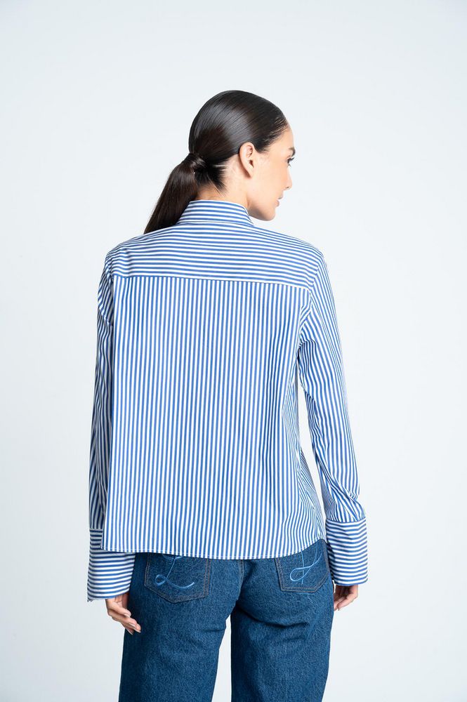 Blusa Cuello Solapa Amplia ARKITECT