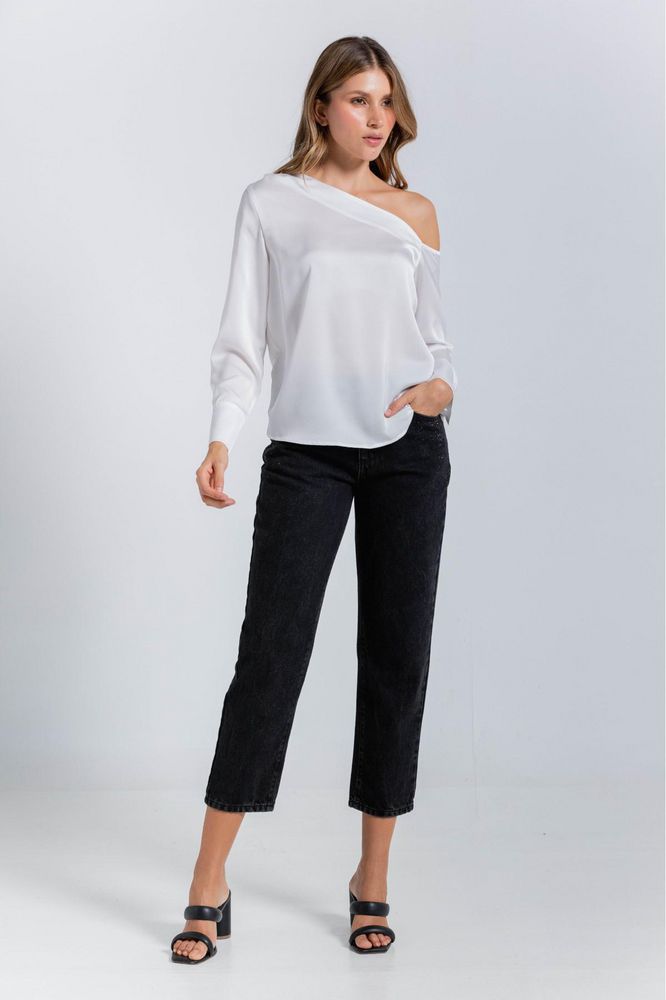 Blusa Cuello asimétrico Ajustada ARKITECT