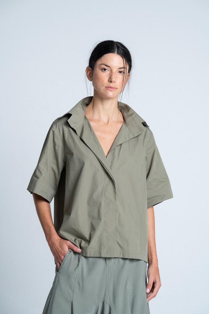 Blusa Tela Popelina Amplia ARKITECT