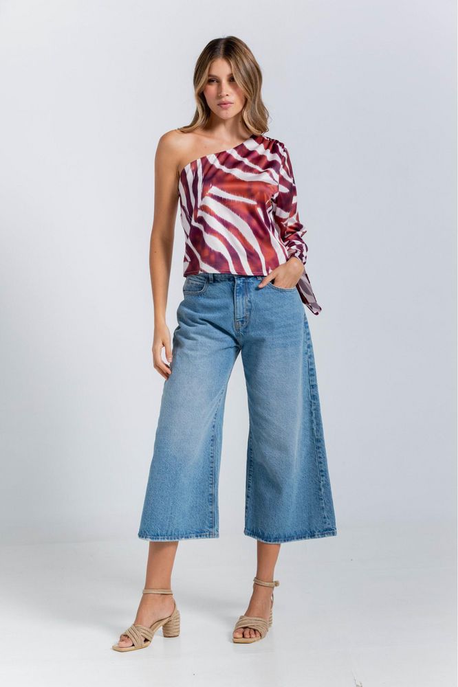 Blusa un Blusa Estampada Amplia ARKITECT