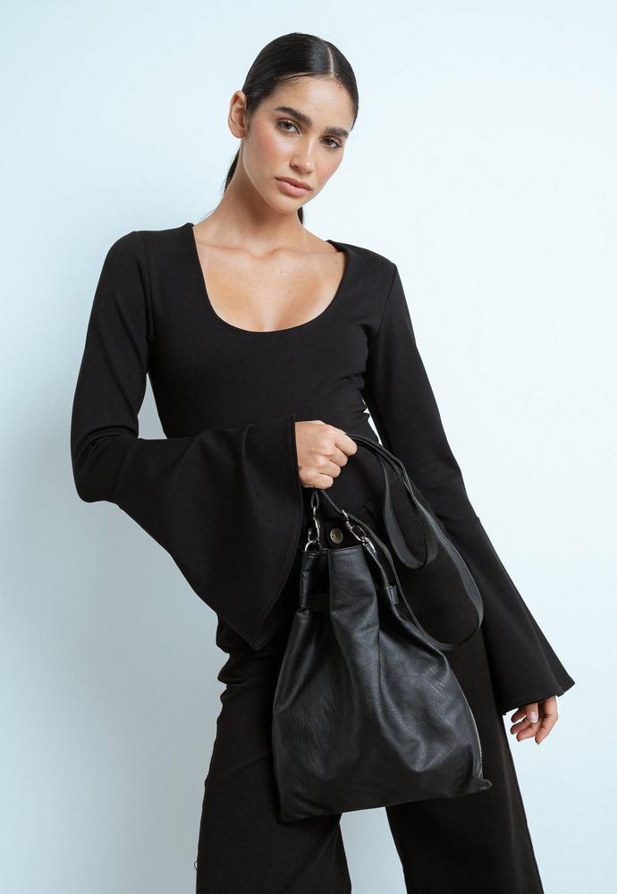 Cartera Bucket  ARKITECT