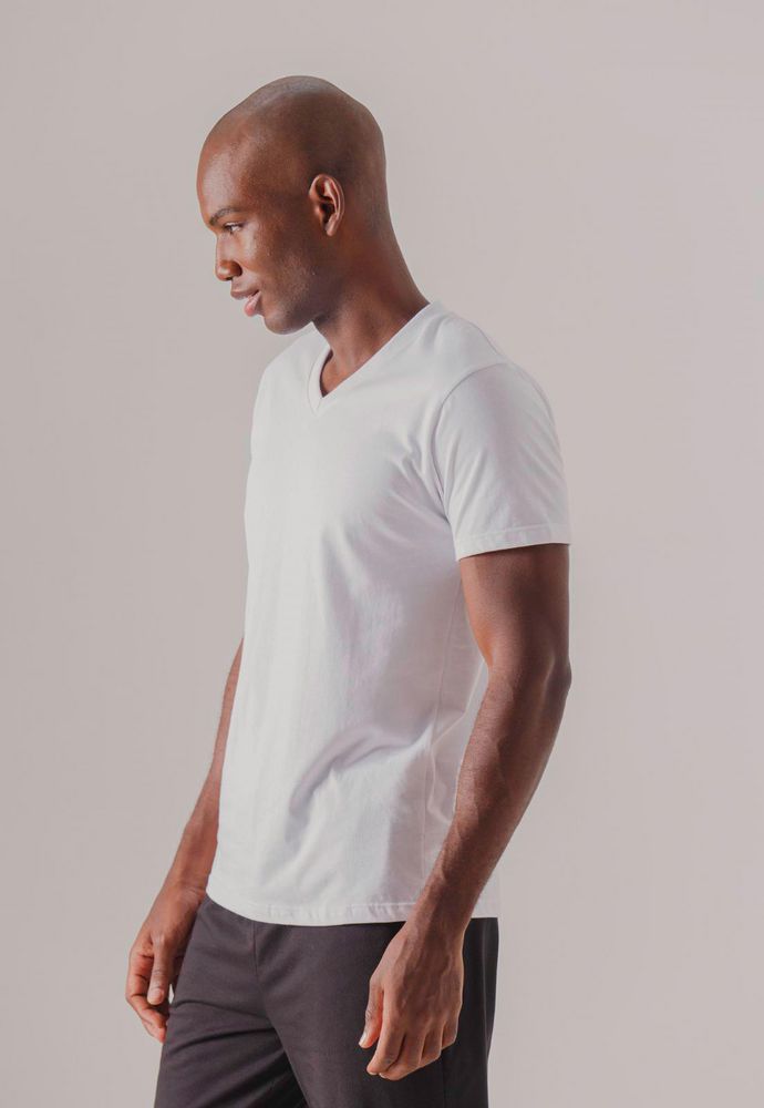 CAMISETA-CUELLO-V-ALG-100-806897_b.jpg