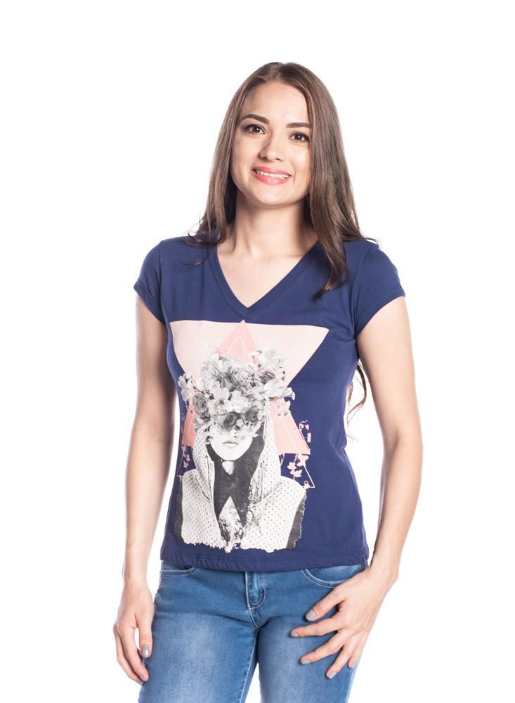 Camiseta Cuello en V  Regular fit PEOPLE