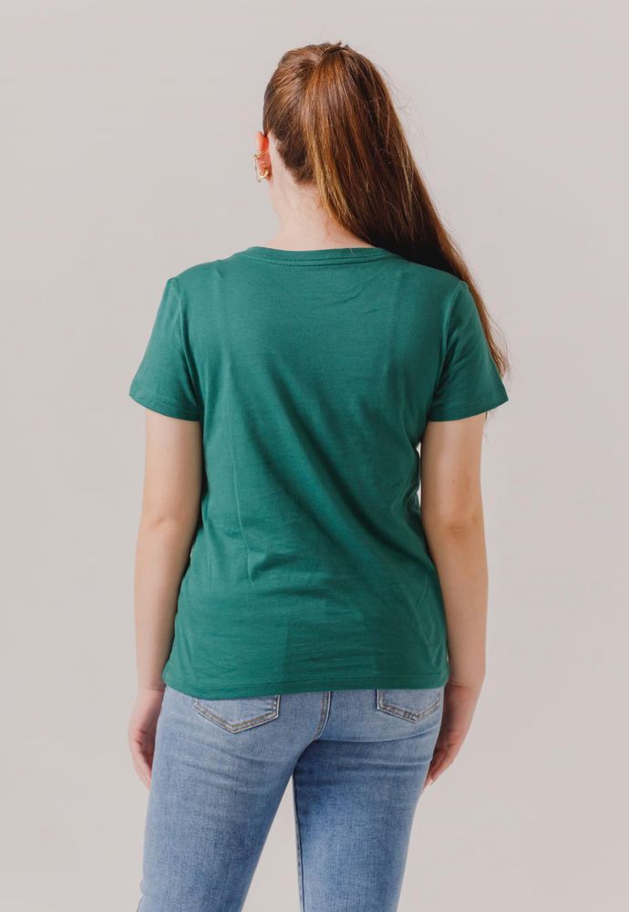 Camiseta Cuello en V  Regular fit PEOPLE
