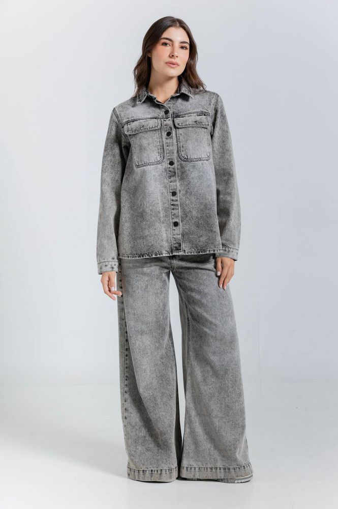 Chaqueta Botones Frontales Regular fit PEOPLE