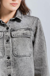 Chaqueta Botones Frontales Regular fit PEOPLE