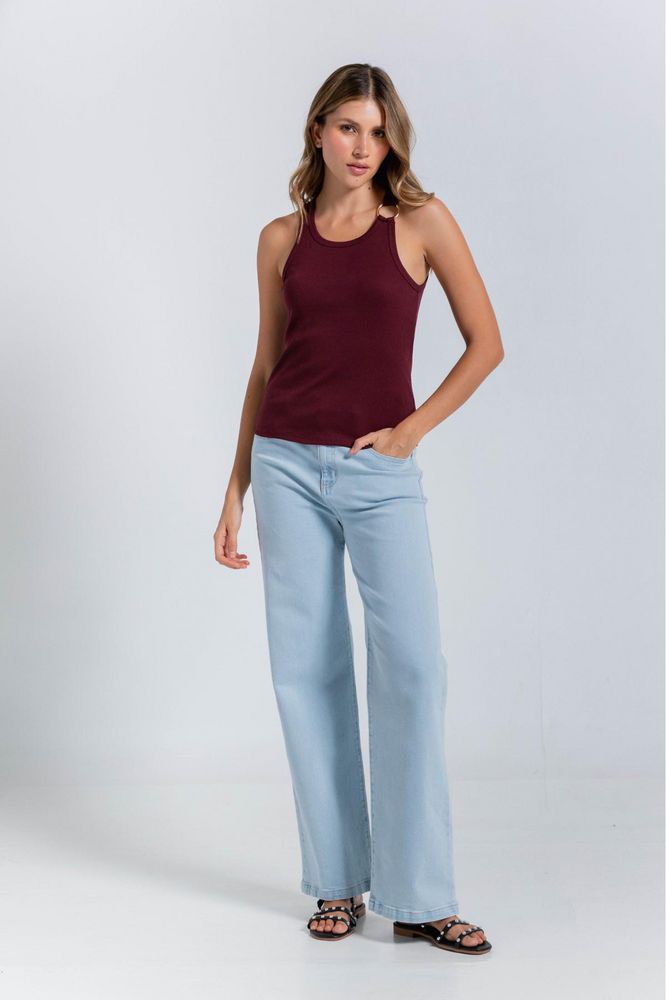 Camiseta manga sisa hombro  Ajustada ARKITECT