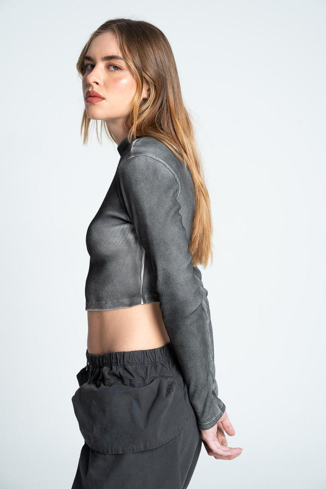 Camiseta-Con-Lavanderia-3705098_b.jpg