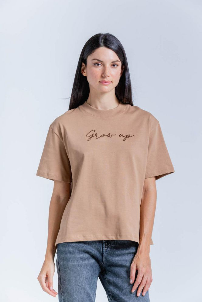Camiseta-Localizado-Amplia-ARKITECT-3820444_a.jpg