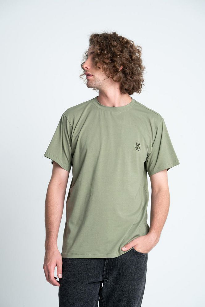 Camiseta-Simbolo-ARKITECT-88936-3697996_a_2cf6bbab-920f-4c9a-94fc-3daa9ba053de.jpg