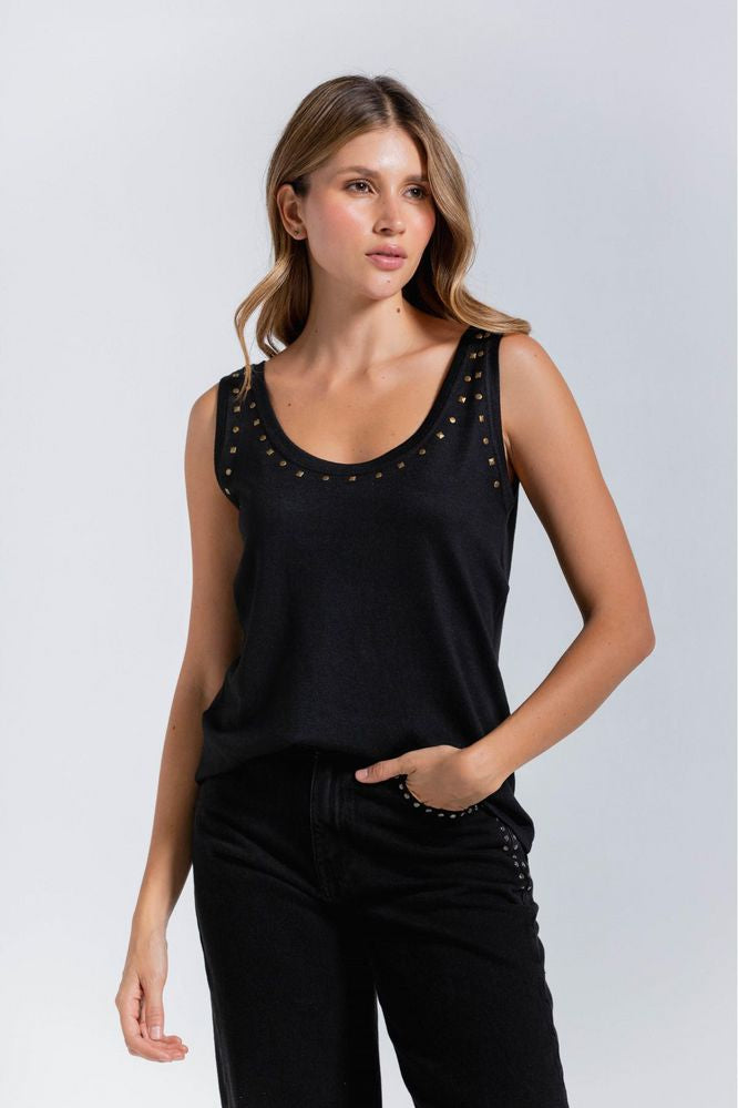 Camiseta-Taches-Cuello-ARKITECT-93301-3672028_a.jpg