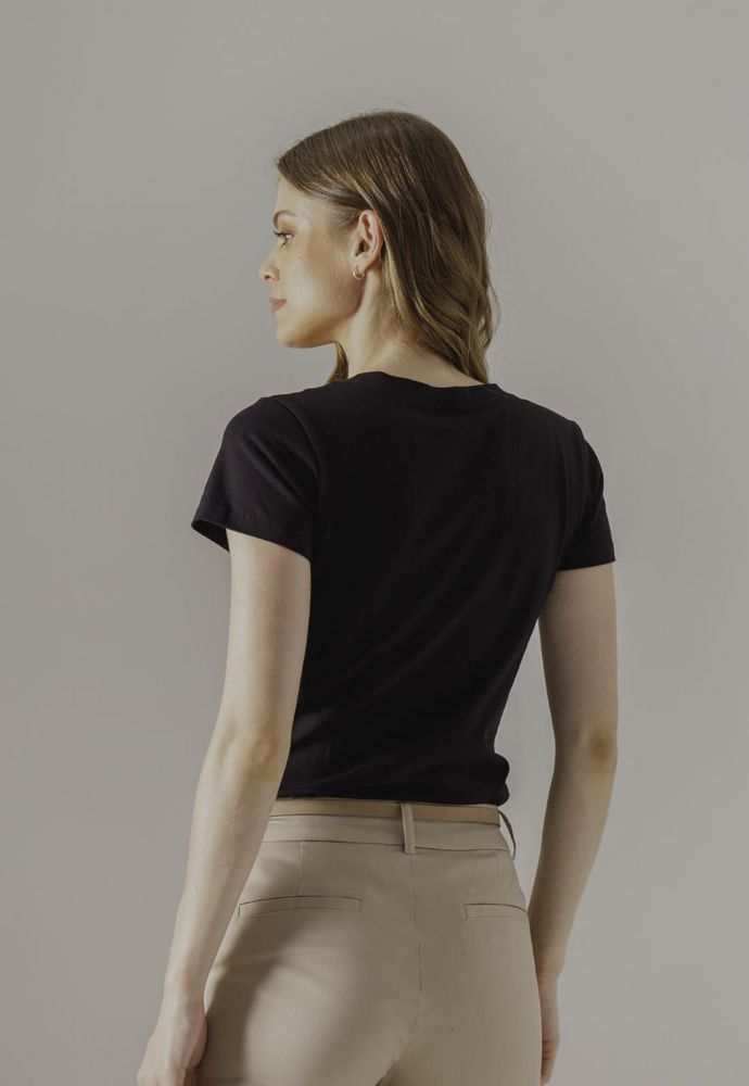 Camiseta Manga Corta.  Ajustada ARKITECT