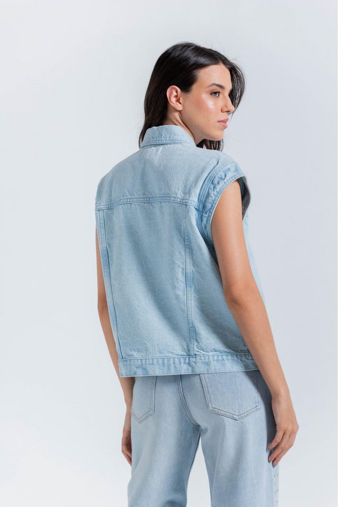 Chaleco manga sisa,con cuello camisero Clásica ARKITECT