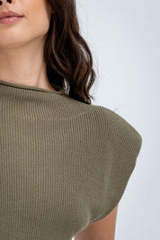 Chaleco Tejido Cuello Tortuga Amplia ARKITECT