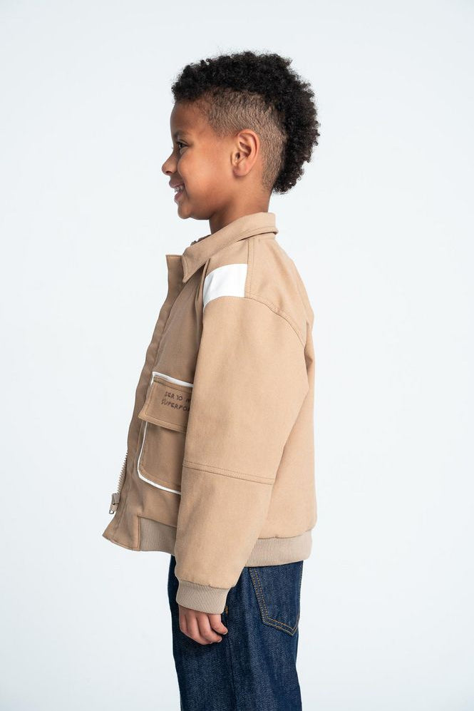 Chaqueta-3701833_b_2b1f4b06-f82f-4518-9adb-39ecd37a58d5.jpg