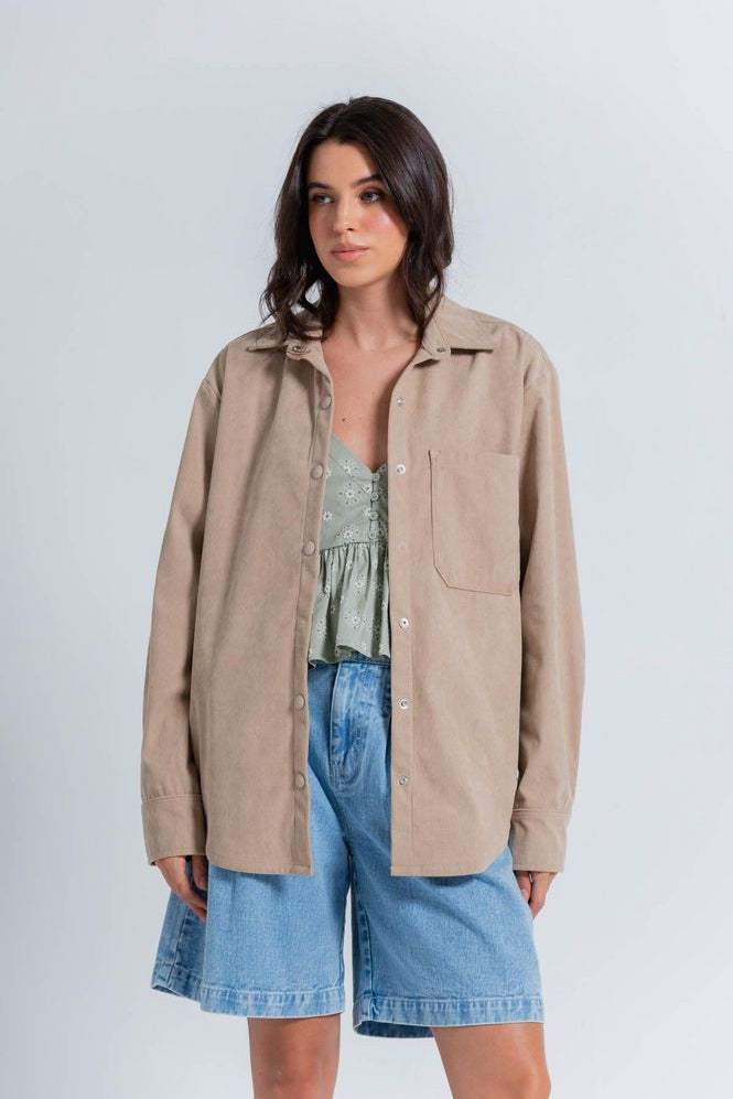 Chaqueta-Amplia-En-Corduroy-ARKITECT-3726679_a.jpg