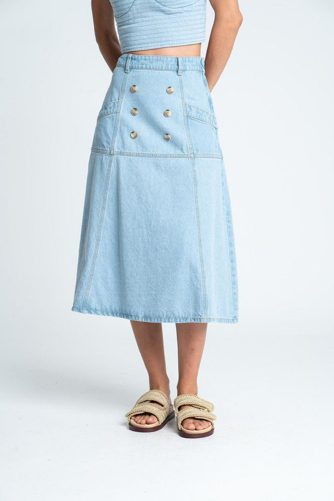 Falda-Larga-Con-Boton-ARKITECT-85433-3703510_b_193a1698-1809-4827-8684-172eace5580d.jpg