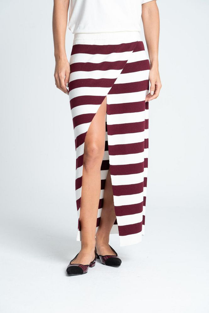 Falda-Larga-Tejida-Ra-ARKITECT-85952-3702421_b_f6fbd192-63a9-4d7a-9862-a7e2a11733f0.jpg