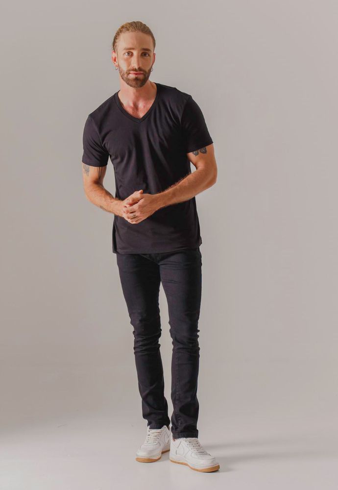 JEAN-AJUSTADO-PEOPLE-71860-1591490_a.jpg