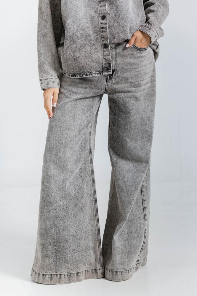 JEAN-Denim-Wide-leg-PEOPLE-3739802_a.jpg