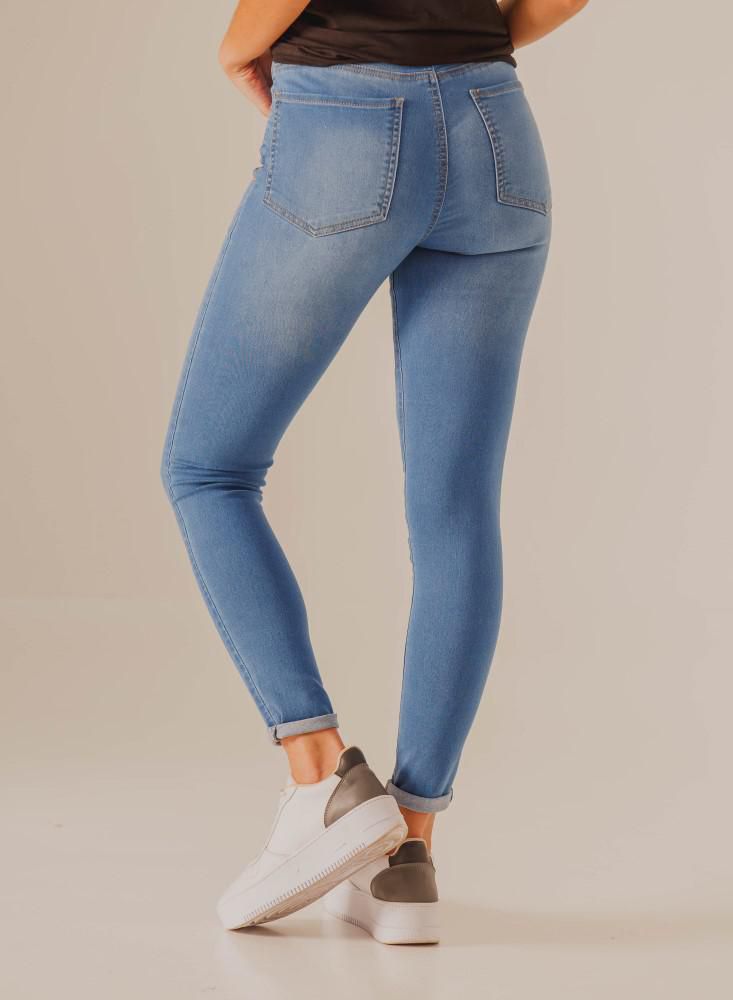 Jean. Denim Skinny PEOPLE