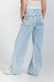 Jean Largo Amplia PEOPLE