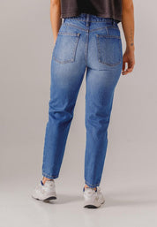 Jean Denim Mom fit PEOPLE