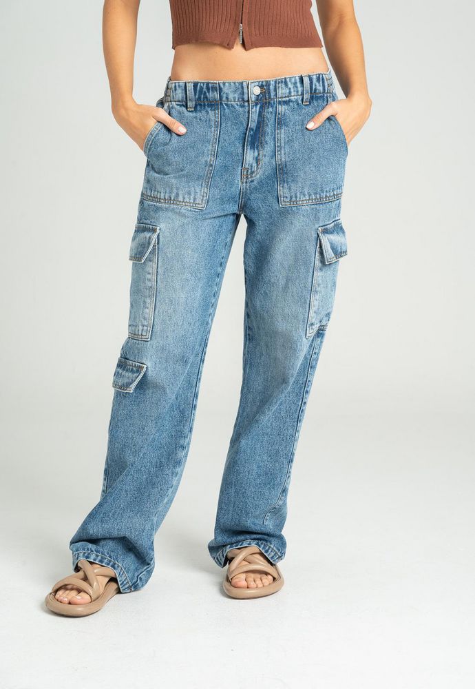 Jean-PEOPLE-88495-3674867_b.jpg