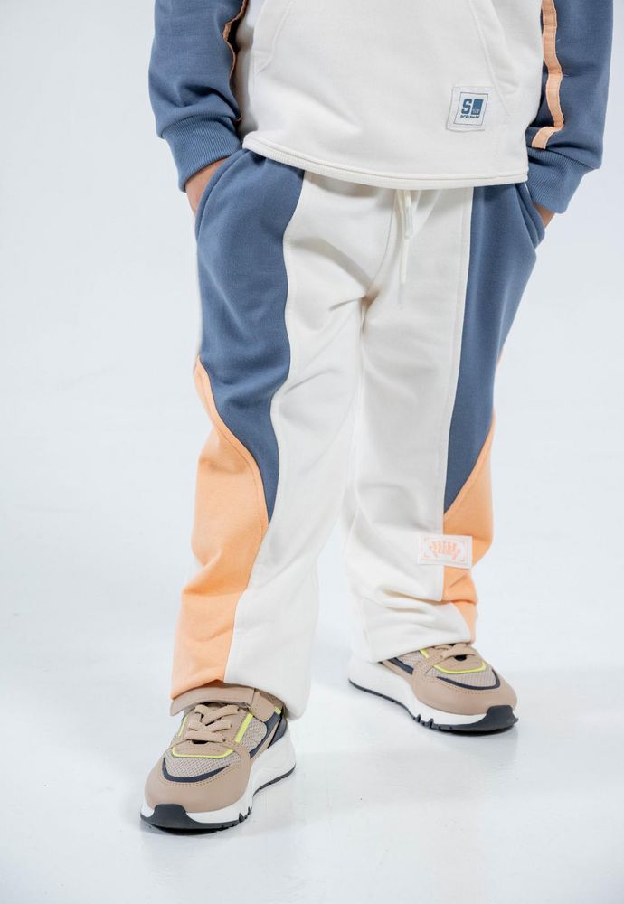 Jogger-PEOPLE-01707-3707174_a_bf3618fc-d0dd-4499-b26f-e6b8260987b2.jpg