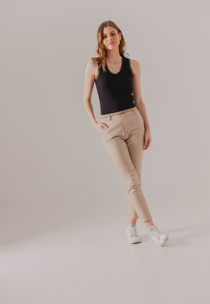 PANTALON-TOBILLERO-1361730_a_155fea29-6309-4ed4-a19d-ea1a16625c0b.jpg
