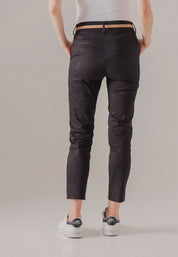 Pantalon Bolsillos Laterales Ajustada ARKITECT