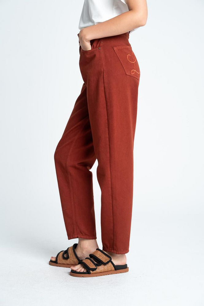 Pantalon-Balloon-ARKITECT-01779-3703531_b_4589e629-254a-4395-a5ee-5049802a7f5d.jpg