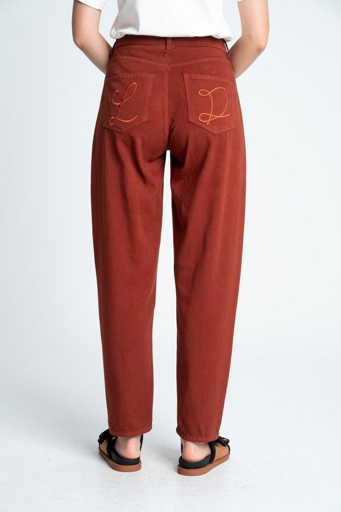 Pantalon-Balloon-ARKITECT-01779-3703531_c_7d0f7719-8251-402c-bc54-6d2d4cdb6053.jpg