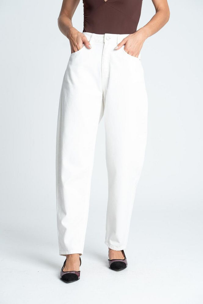 Pantalon-Balloon-ARKITECT-85749-3703582_b_331ed28f-5041-42cf-805b-e0e9b2d46cc1.jpg
