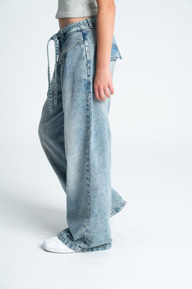 Pantalon Pretina doblada, amplio, bota ancha Wide leg PEOPLE
