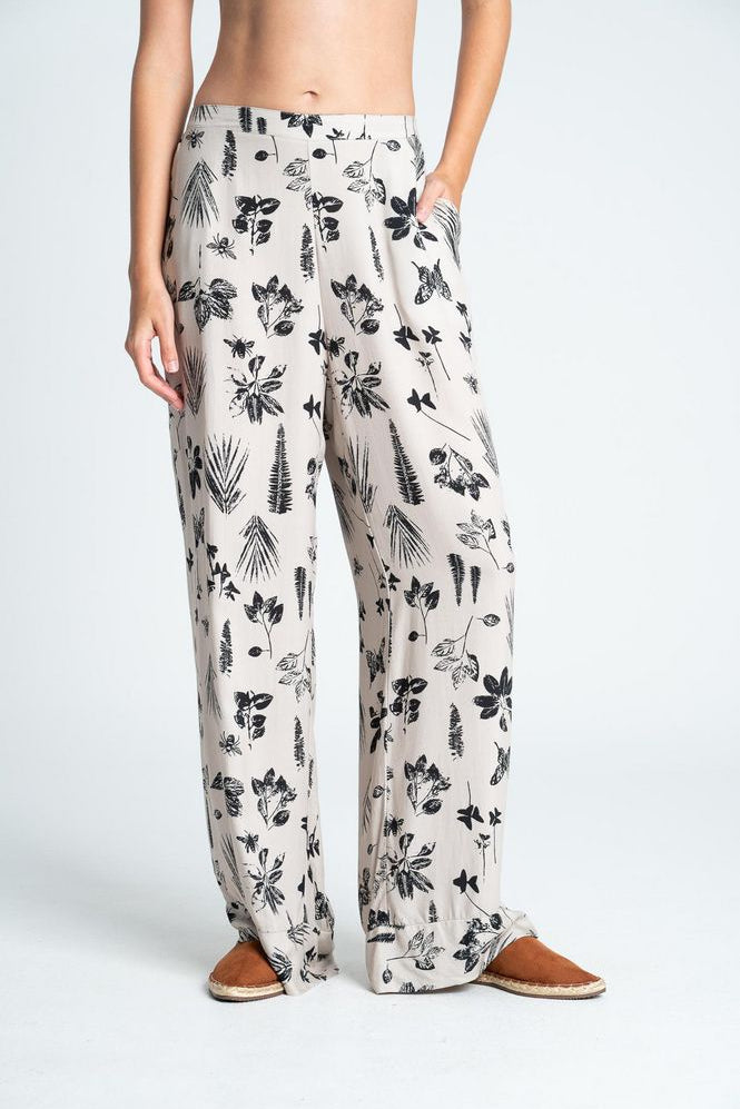 Pantalon-Pijama-BRONZINI-86633-3698910_b_8f0449b9-81b8-41dd-b5b5-ad0d889d6339.jpg