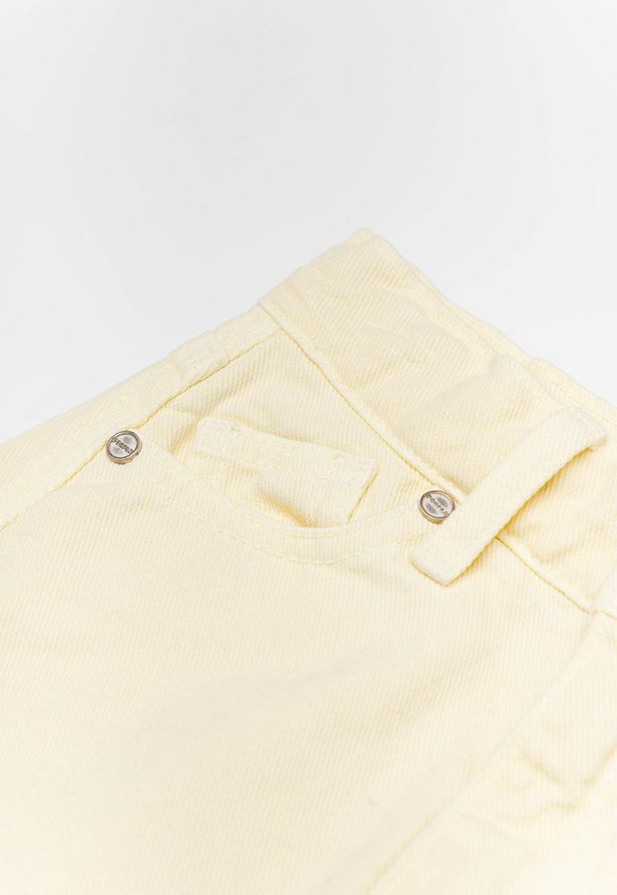 Short Corto Clásica PEOPLE