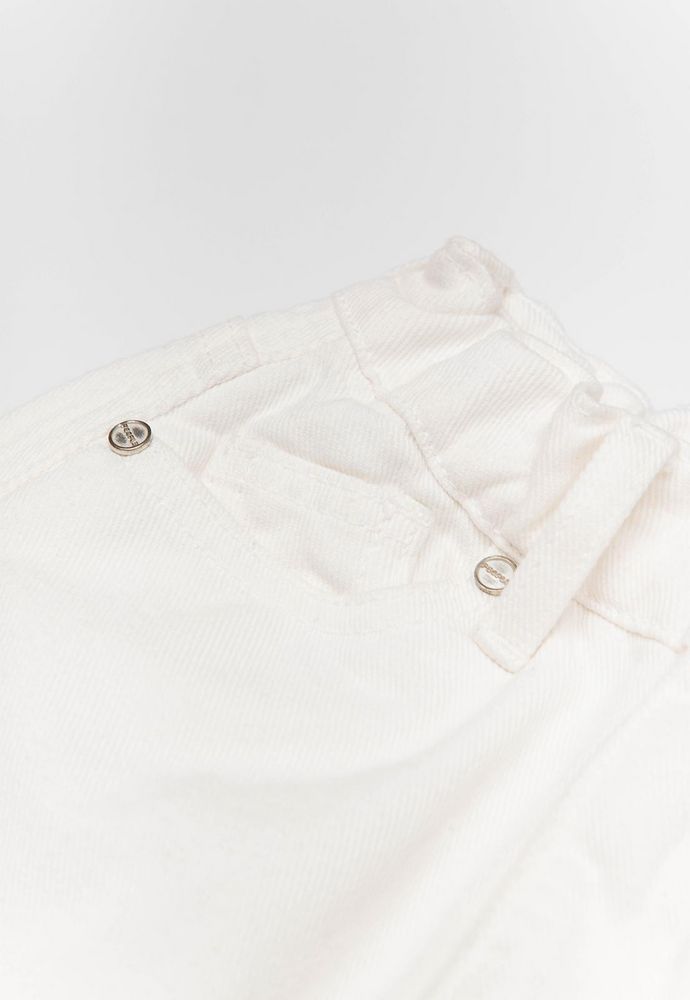 Short Corto Clásica PEOPLE