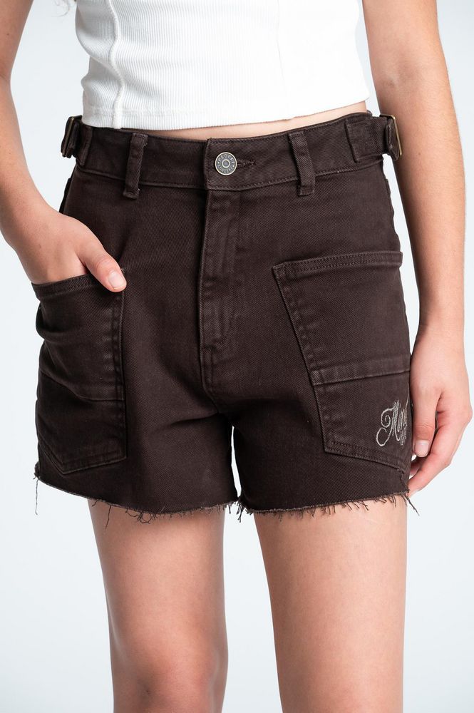Short Corto Amplia PEOPLE