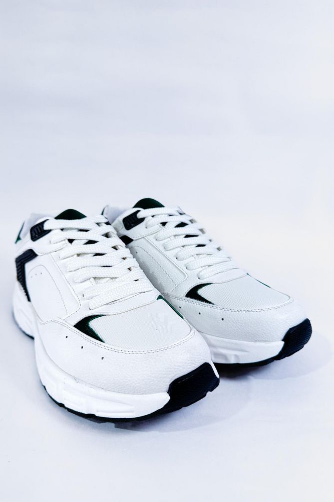 Tenis-PEOPLE-3837744_a.jpg