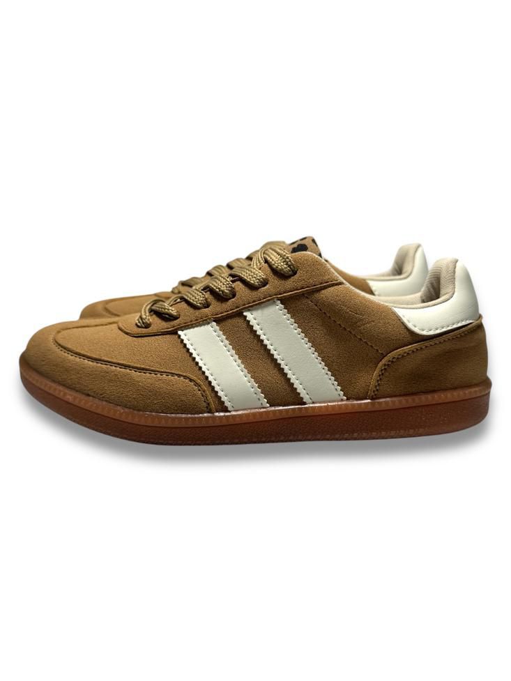 Tenis  PEOPLE
