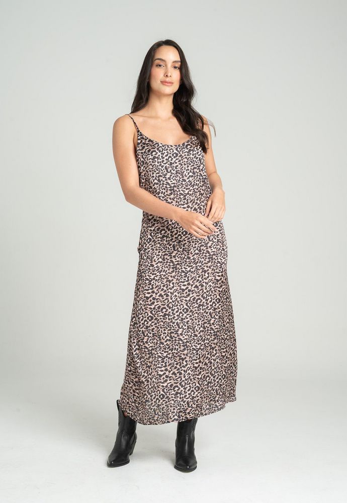 Vestido-ARKITECT-97576-3683257_a.jpg