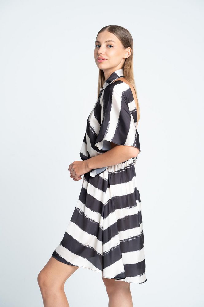 Vestido Manga corta ARKITECT