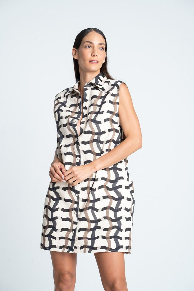 Vestido-Flecos-Atras-ARKITECT-85796-3703655_a_3e4d4af2-081c-496e-94d1-7dd6fb859970.jpg